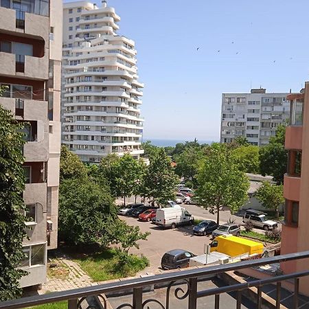 Flora Beach Apartaments Burgas Esterno foto