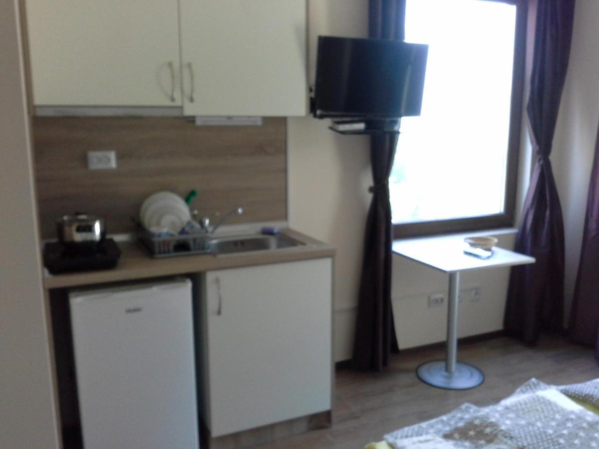 Flora Beach Apartaments Burgas Esterno foto